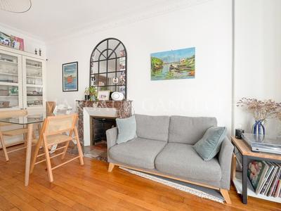 Appartement ancien - 70 m² - 3 pièces