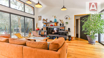 Maison - 162 m² - 5 pièces