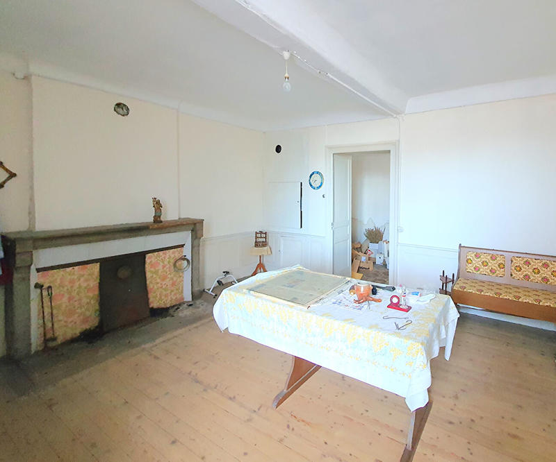 Maison - 253 m² - 9 pièces