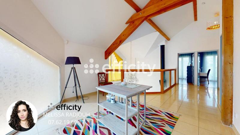 Maison - 167 m² - 6 pièces