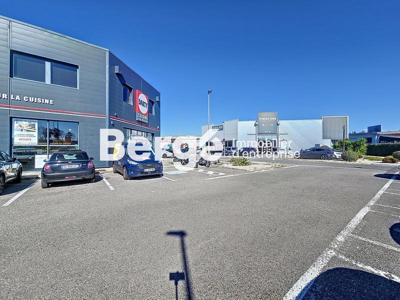 Local commercial - 213 m²