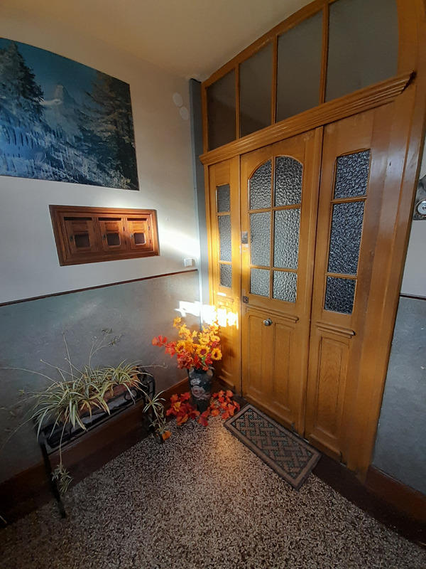 Appartement ancien - 99 m² - 4 pièces