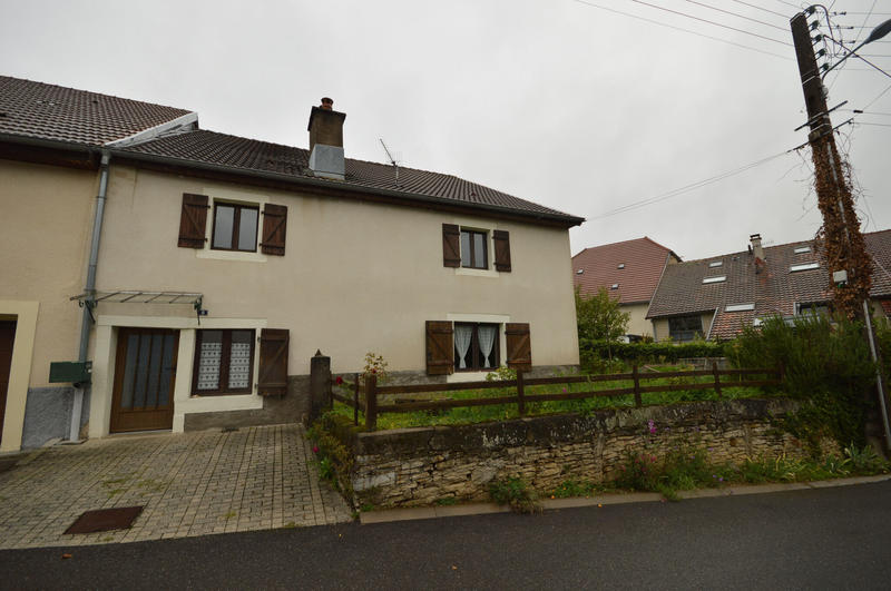 Maison - 95 m² - 4 pièces