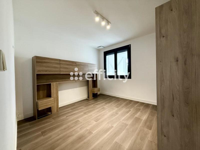 Maison - 111 m² - 4 pièces