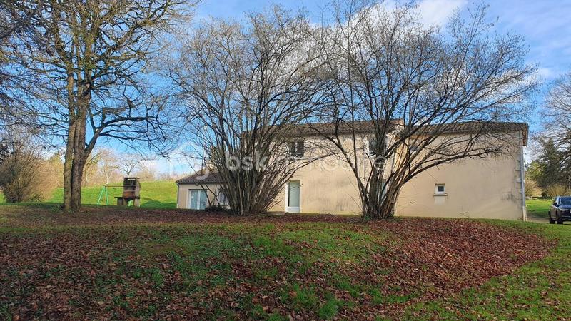 Maison chambre d'hôtes - 400 m² - 9 pièces