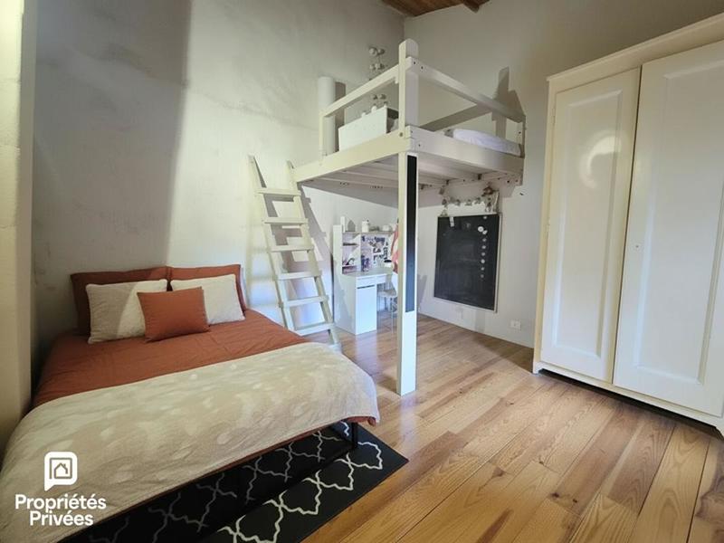 Corps de ferme - 278 m² - 9 pièces