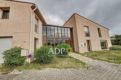 Local commercial - 77 m²