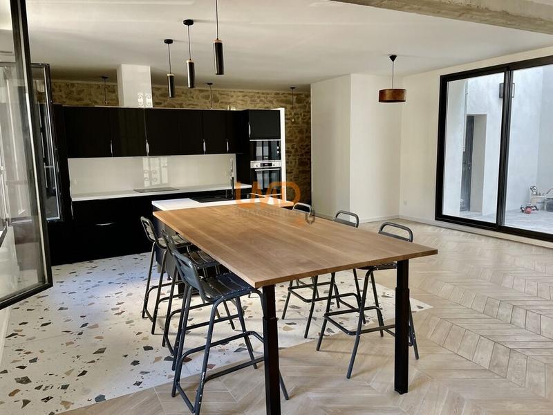 Appartement - 135 m² - 5 pièces