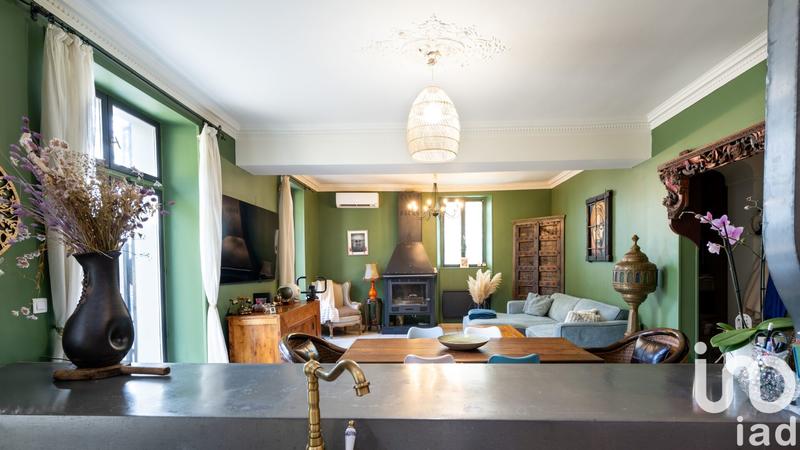 Maison - 225 m² - 6 pièces