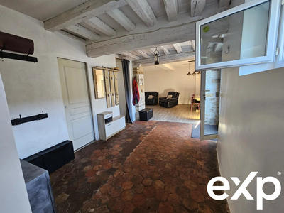 Maison traditionnelle - 180 m² - 9 pièces