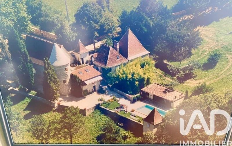 Maison - 138 m² - 2 pièces