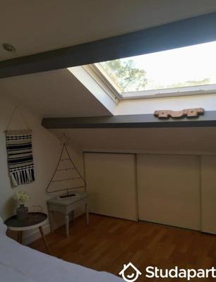 Chambre - 12 m² - 1 pièce