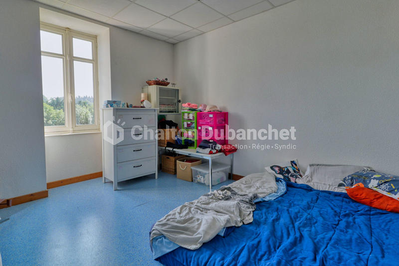 Maison - 500 m² - 12 pièces