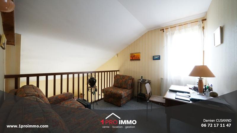 Maison - 99 m² - 5 pièces