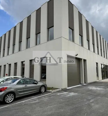 Entrepôt - 1 971 m²