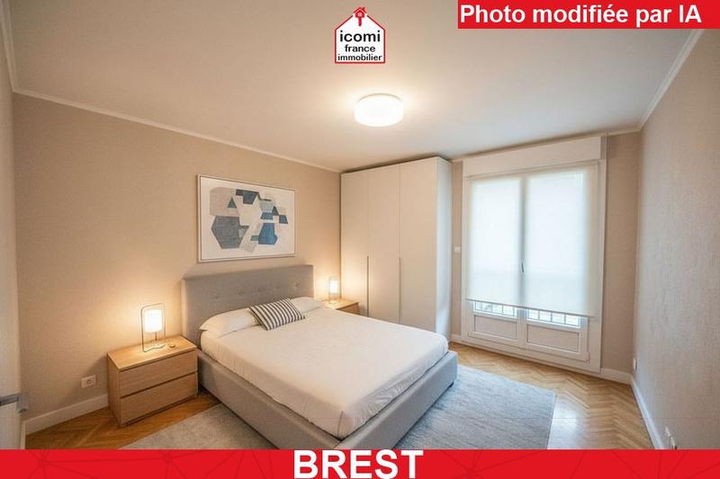Appartement - 80 m² - 4 pièces