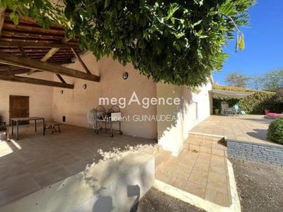 Maison - 250 m² - 7 pièces