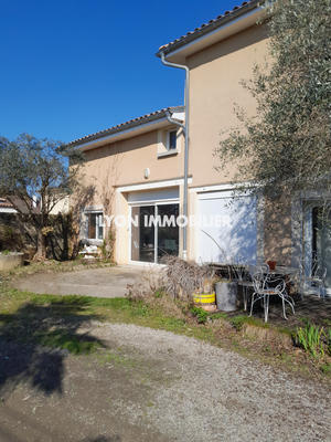 Maison - 100 m² - 2 pièces