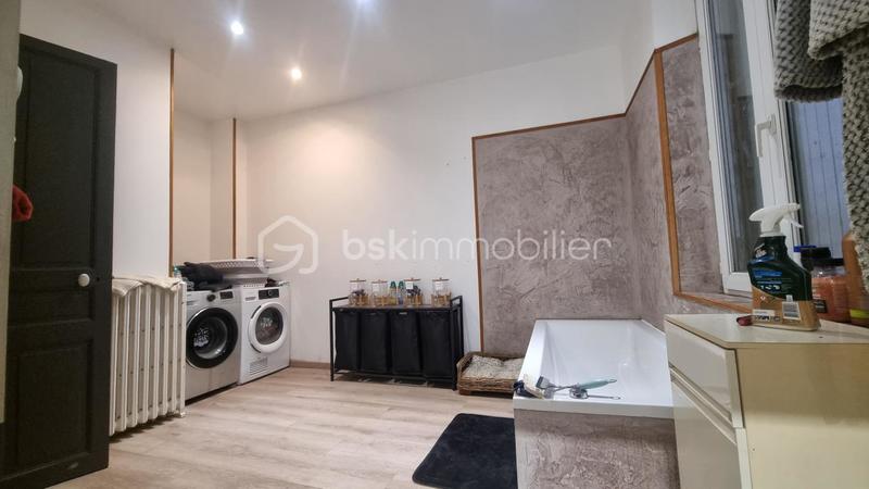 Corps de ferme - 175 m² - 11 pièces