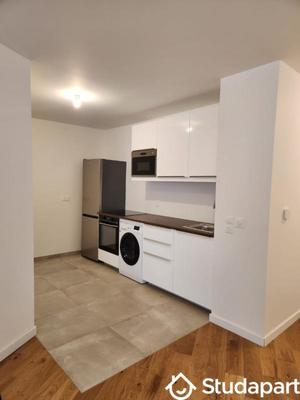 Chambre - 13 m² - 1 pièce