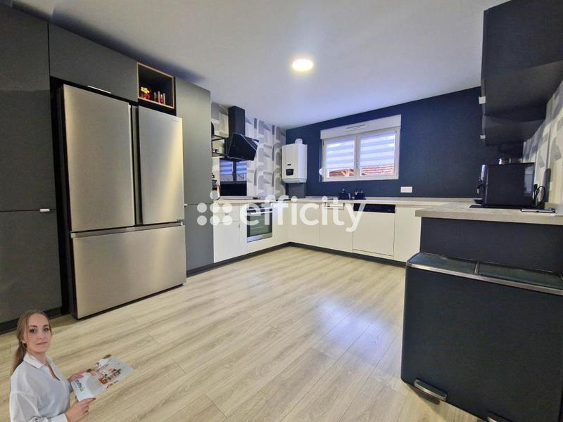 Maison - 110 m² - 5 pièces