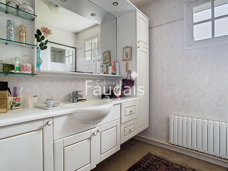 Maison - 128 m² - 5 pièces