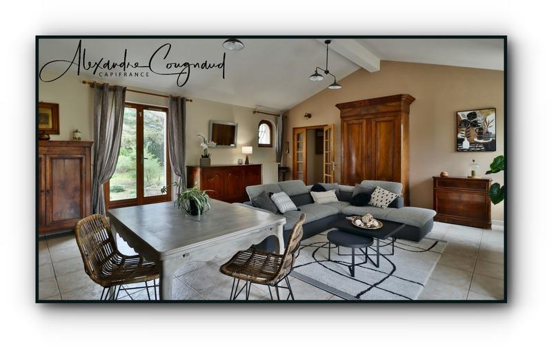 Villa - 208 m² - 8 pièces