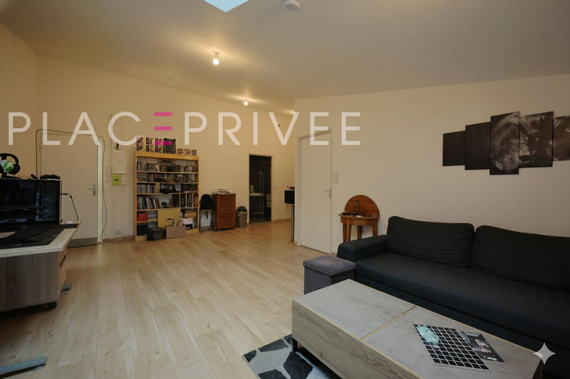 Immeuble - 256 m² - 10 pièces