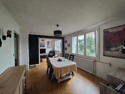 Maison - 105 m² - 4 pièces
