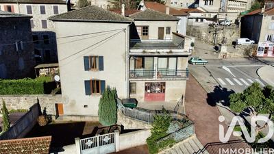 Maison - 194 m² - 7 pièces