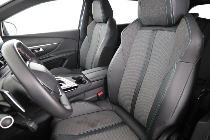 Peugeot 5008 1.2 Hybrid Allure Pack e-Dcs6 136 ch