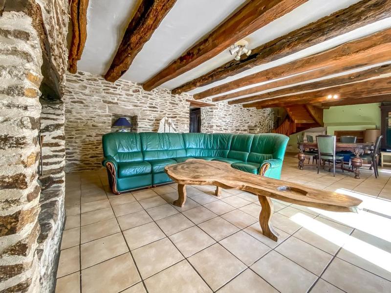 Maison en pierre - 163 m² - 6 pièces