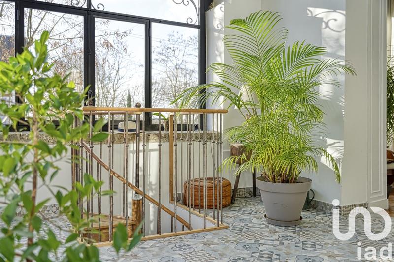 Maison - 300 m² - 9 pièces