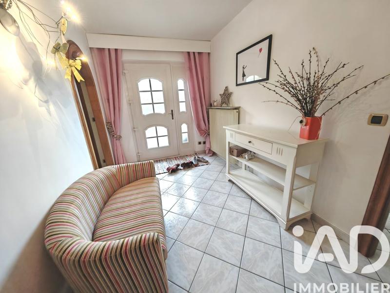 Maison - 318 m² - 8 pièces