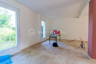 Maison - 97 m² - 3 pièces