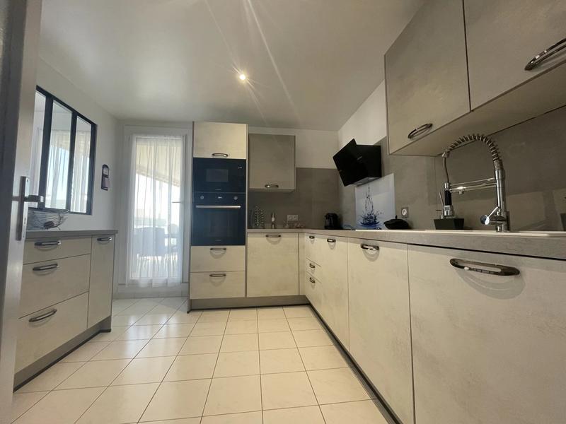 Appartement - 83 m² - 4 pièces