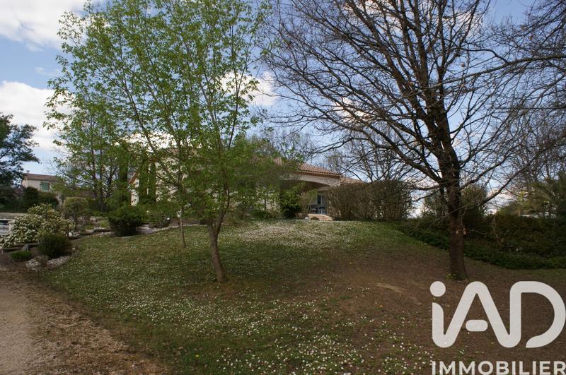 Maison - 167 m² - 5 pièces