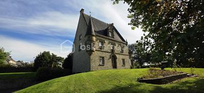 Maison - 353 m² - 12 pièces