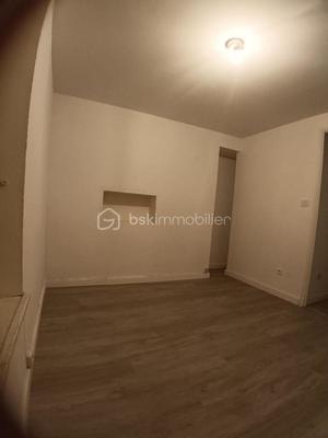 Immeuble - 140 m² - 6 pièces