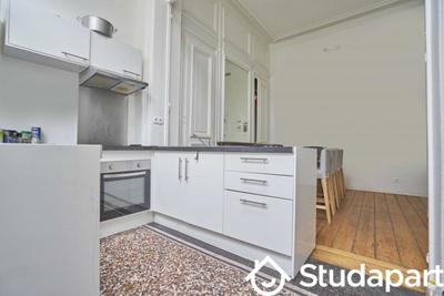 Chambre - 9 m² - 1 pièce