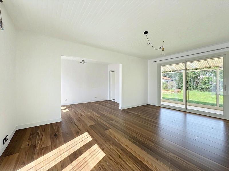 Pavillon - 85 m² - 5 pièces