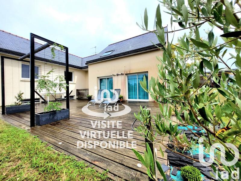 Maison - 176 m² - 8 pièces