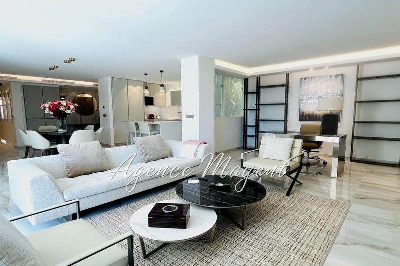 Appartement - 127 m² - 3 pièces