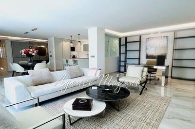 Appartement - 127 m² - 3 pièces