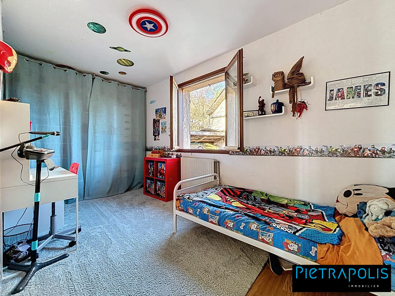 Maison traditionnelle - 150 m² - 7 pièces