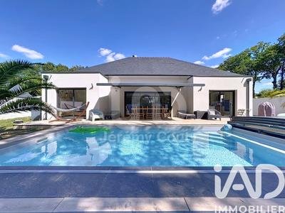 Maison - 152 m² - 7 pièces