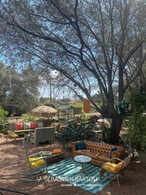 Local commercial - 135 m²