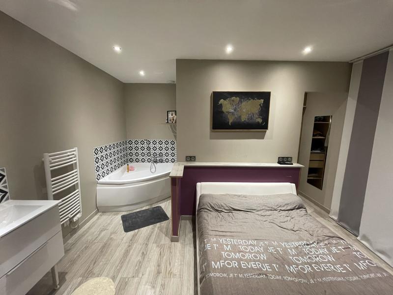 Maison - 142 m² - 7 pièces