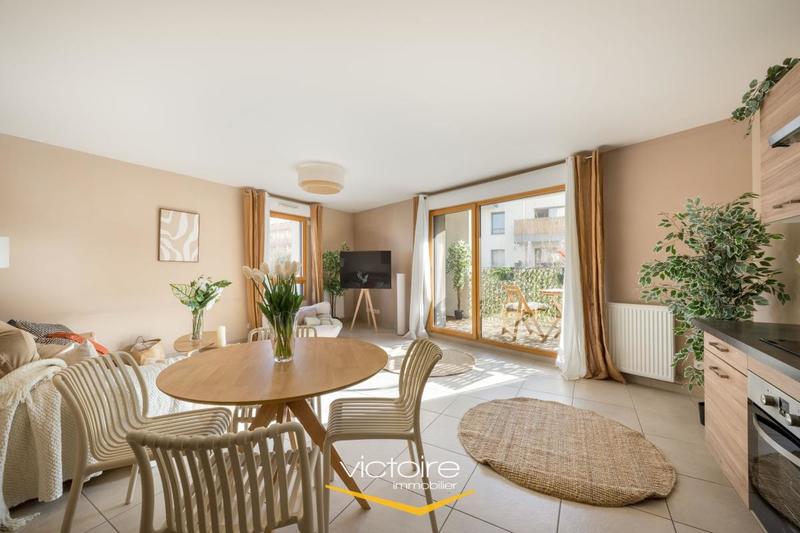 Appartement - 84 m² - 4 pièces