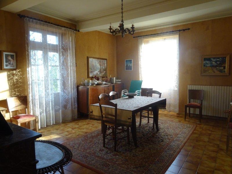 Maison de campagne - 350 m² - 11 pièces